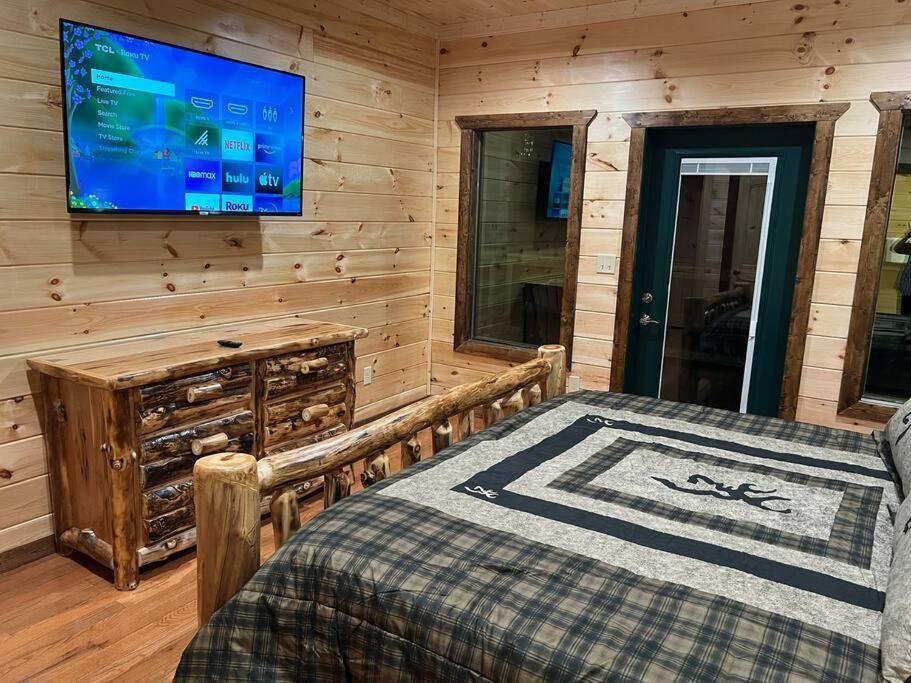 * * 4 Master Bedrooms, Views, Theater, Arcade, Evc Gatlinburg Exteriör bild