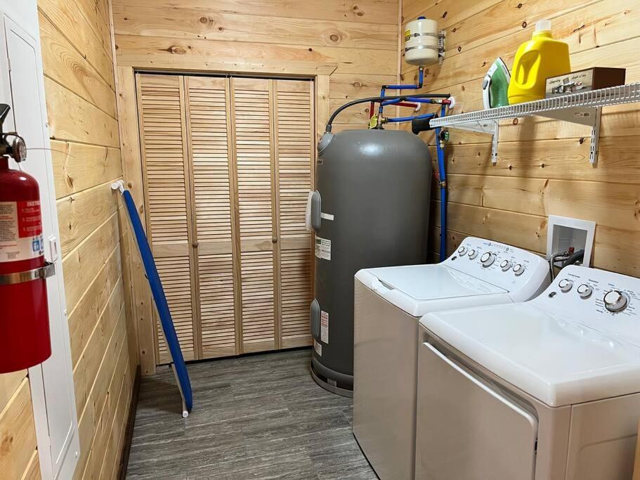 * * 4 Master Bedrooms, Views, Theater, Arcade, Evc Gatlinburg Exteriör bild