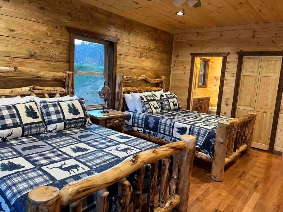 * * 4 Master Bedrooms, Views, Theater, Arcade, Evc Gatlinburg Exteriör bild