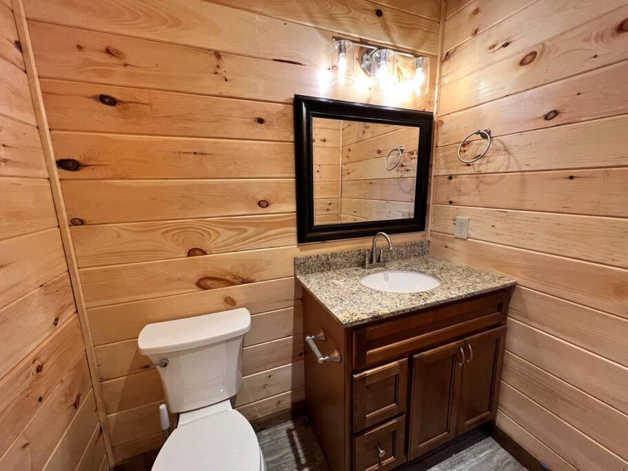 * * 4 Master Bedrooms, Views, Theater, Arcade, Evc Gatlinburg Exteriör bild