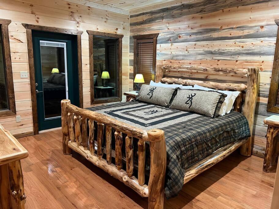 * * 4 Master Bedrooms, Views, Theater, Arcade, Evc Gatlinburg Exteriör bild